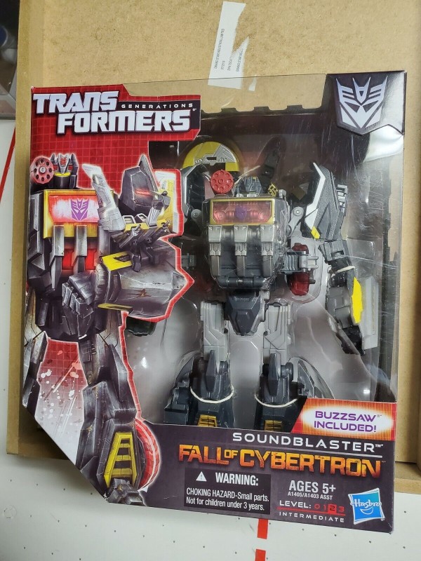 TRANSFORMERS GENERATIONS FALL OF CYBERTRON SOUNDBLASTER